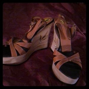 Great fun wedge summer shoes